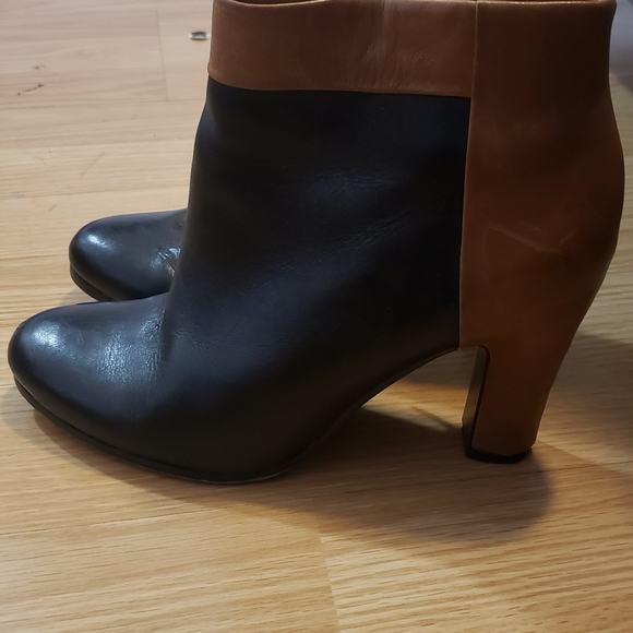 Sam Edelman size 7 ankle boots - Picture 5 of 5